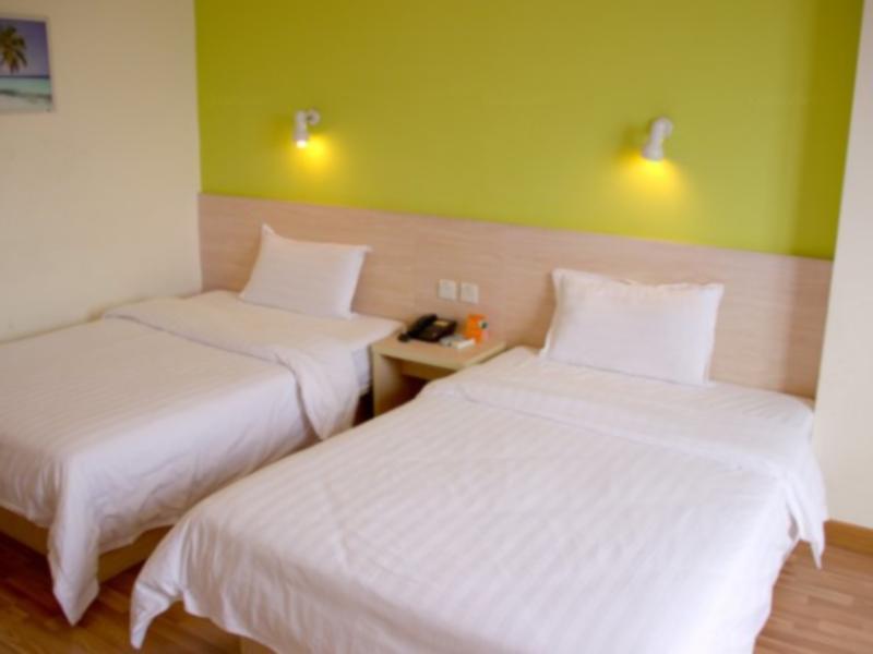 7Days Inn Guangzhou Kecun Branch Екстер'єр фото